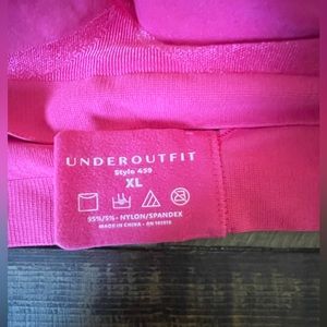 UNDEROUTFIT BRA NEW NEVER WORN, ONLY TRIED ON. SIZE XL PINK